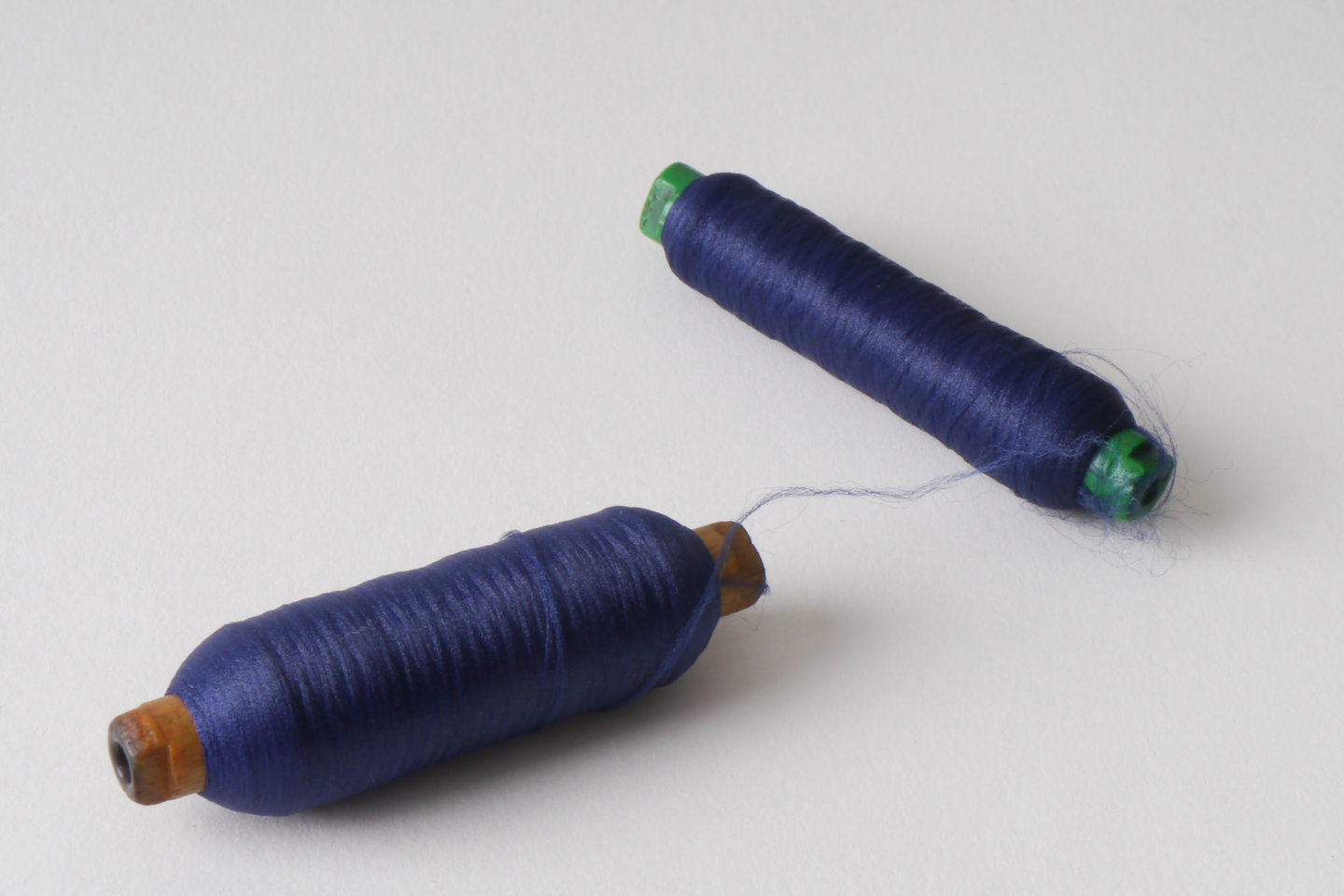 Spoel met inslaggaren voor passement