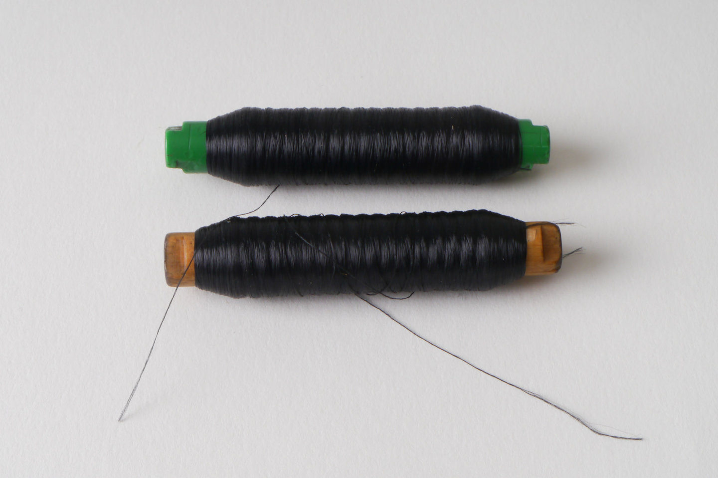 Spoel met inslaggaren voor passement