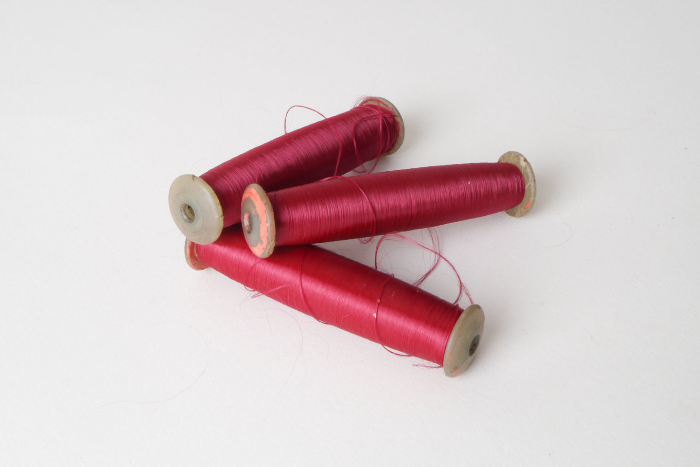 Spoel met inslaggaren voor passement