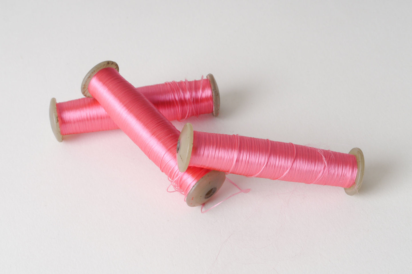 Spoel met inslaggaren voor passement