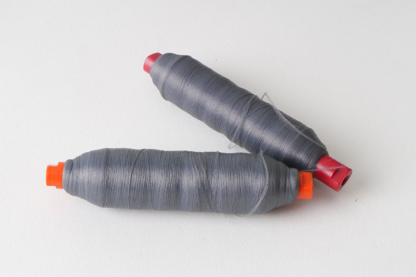 Spoel met inslaggaren voor passement