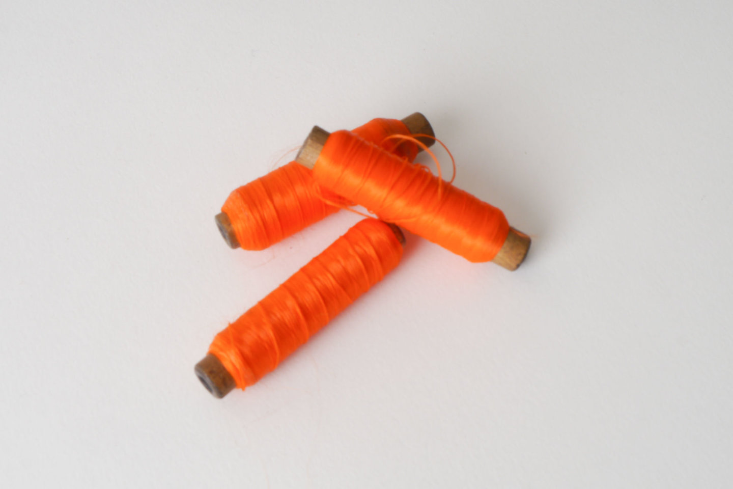 Spoel met inslaggaren voor passement