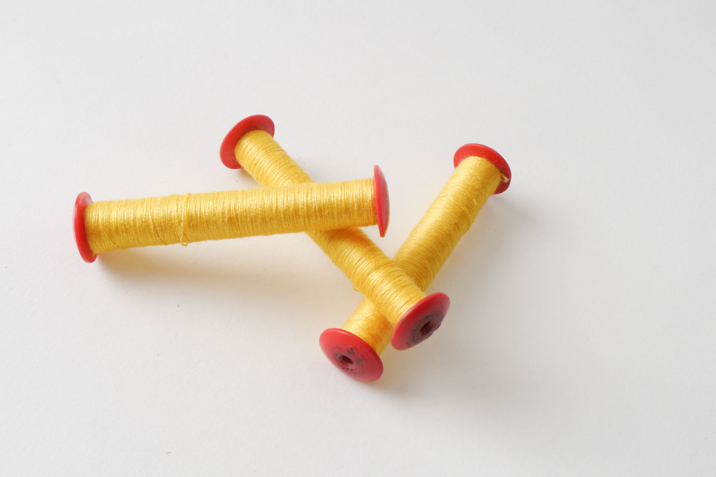 Spoel met inslaggaren voor passement