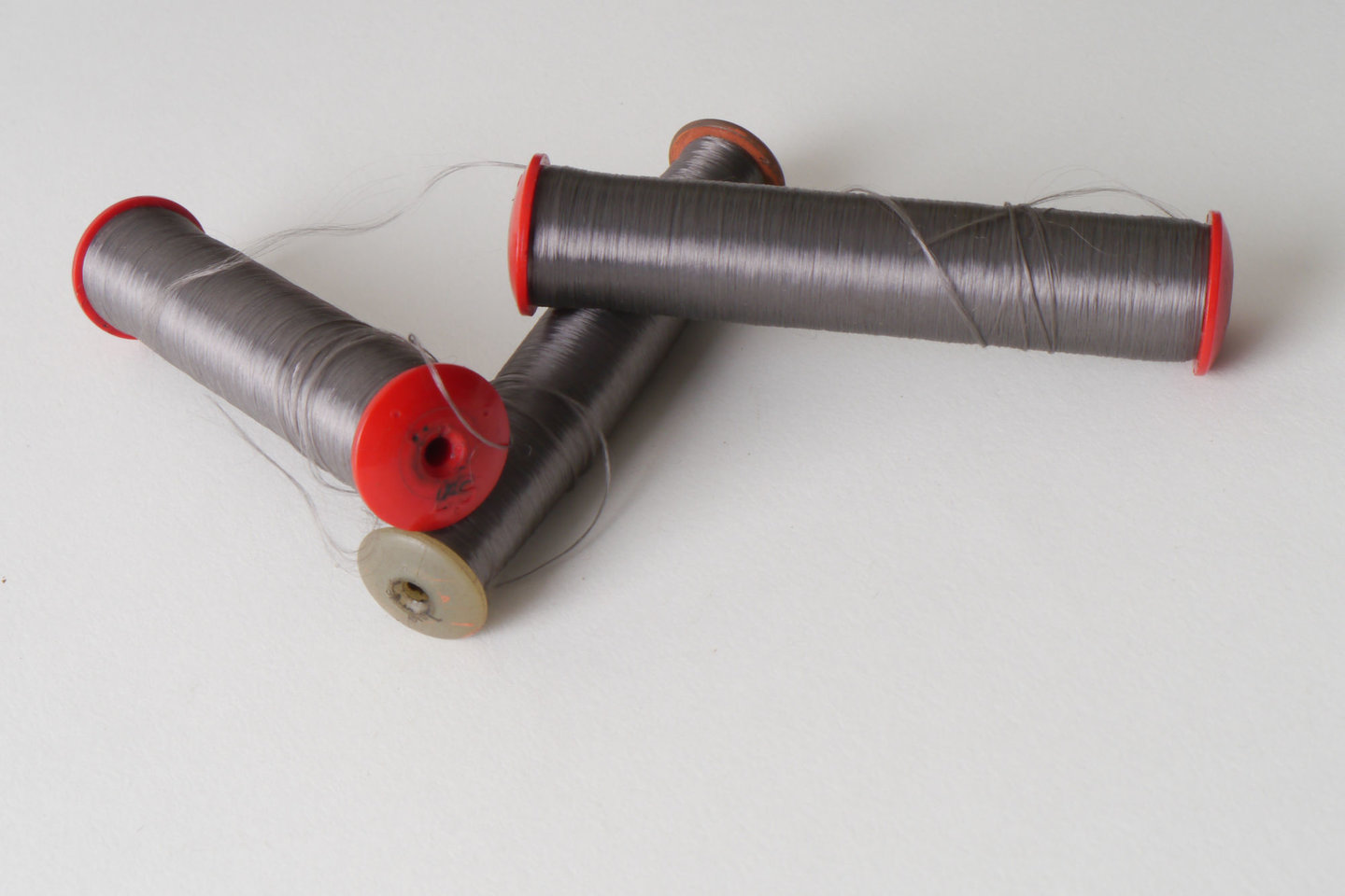 Spoel met inslaggaren voor passement