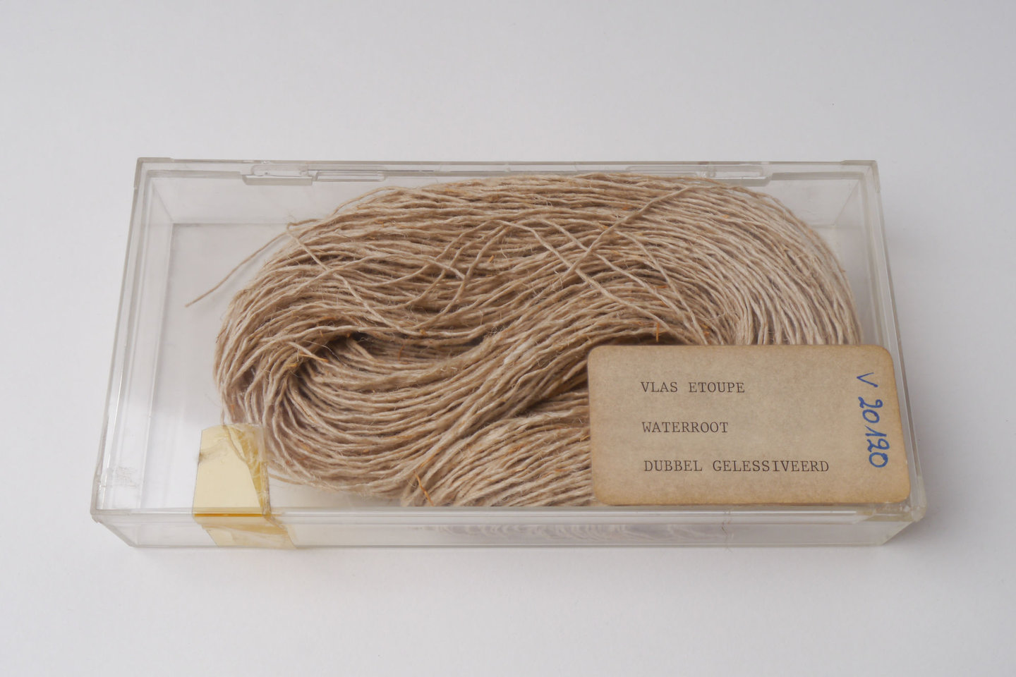 Staal van dubbel gelessiveerd vlas (waterroot)