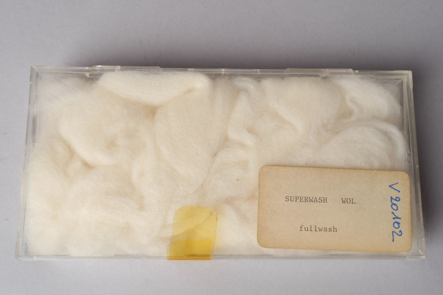 Staal van gewassen wol