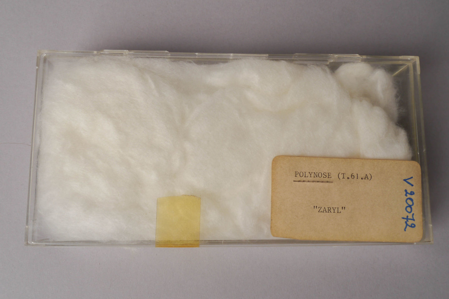 Staal van kunstzijde of polynose van het merk Zaryl