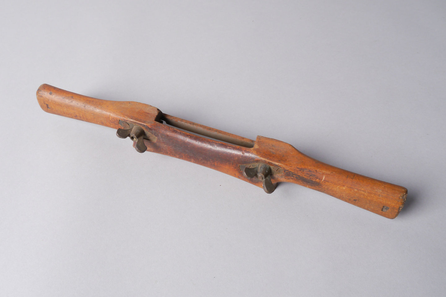 Spaakschaaf gebruikt voor lederbewerking