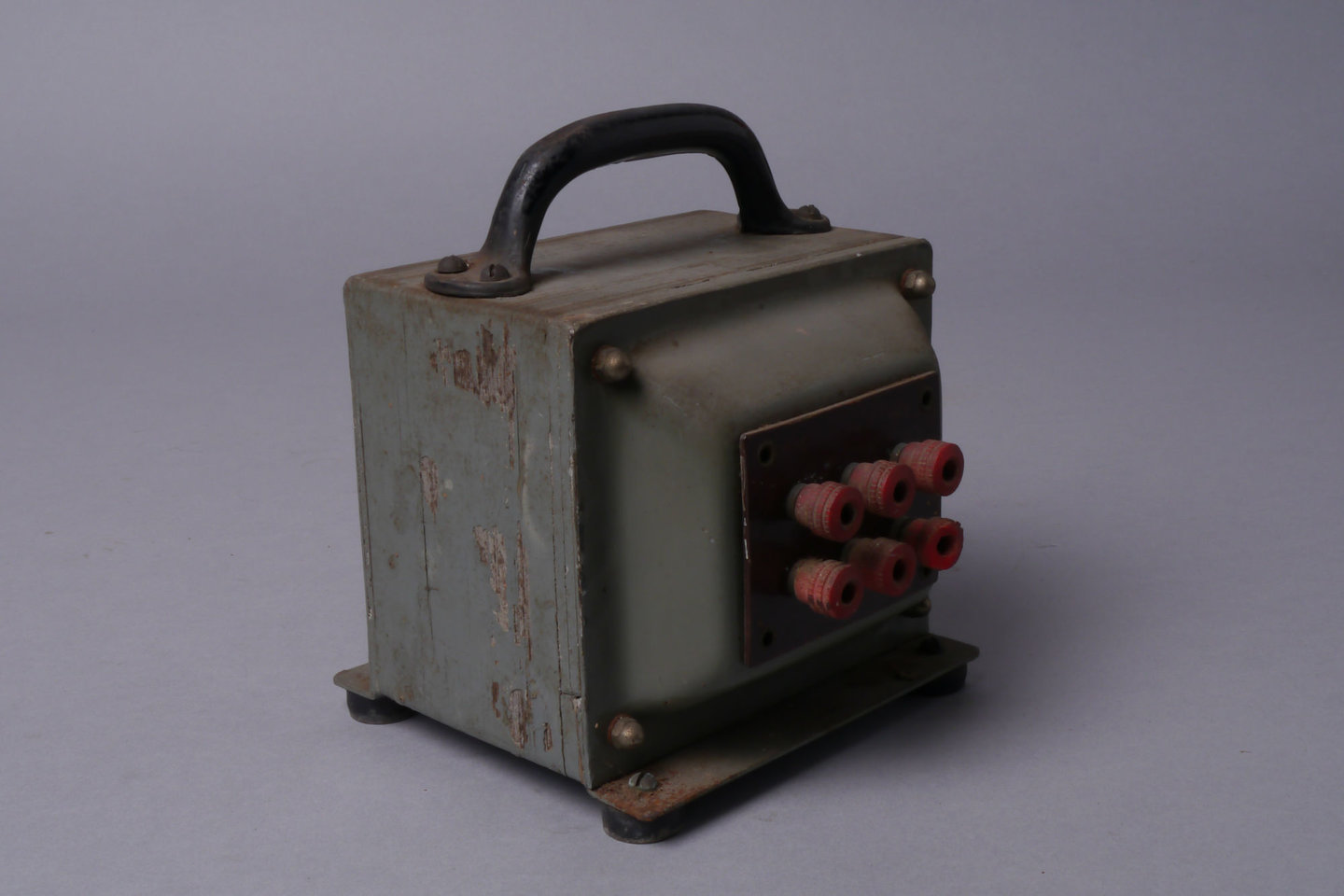 Transformator voor elektriciteit van het merk ECW