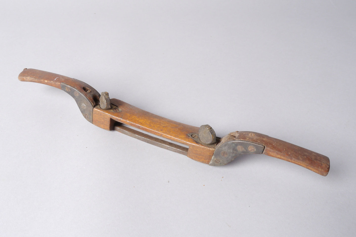 Spaakschaaf gebruikt voor lederbewerking