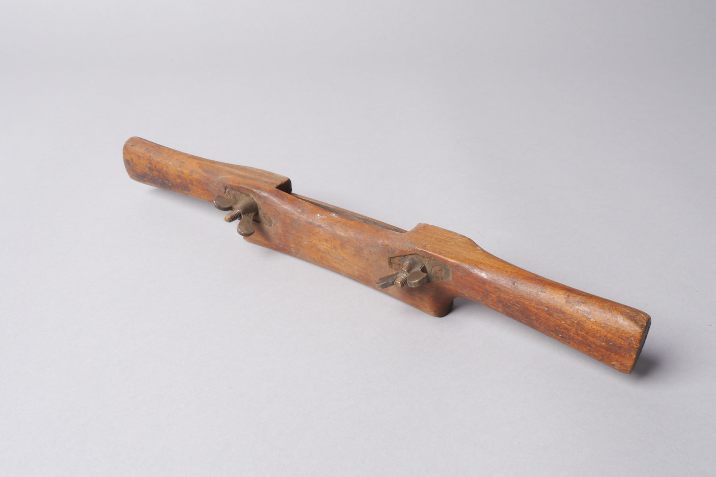 Spaakschaaf gebruikt voor lederbewerking