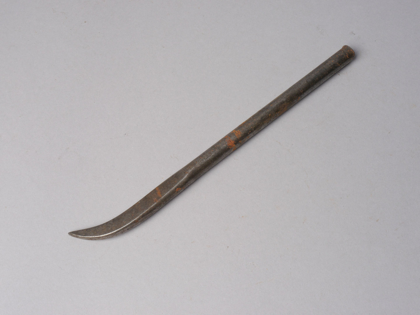 Onbekend gereedschap gebruikt voor lederbewerking