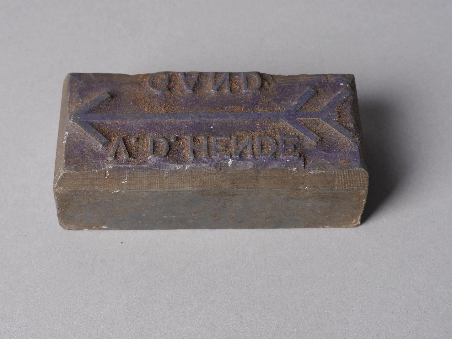 Stempel in verband met lederbewerking