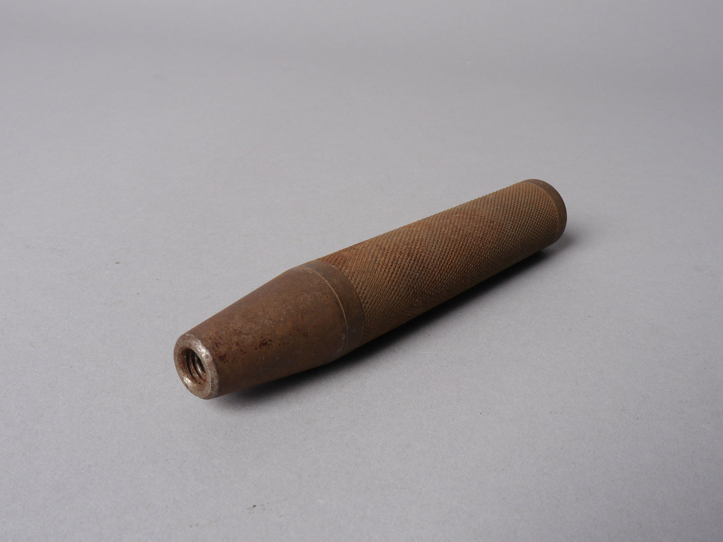 Puntslag voor lederbewerking