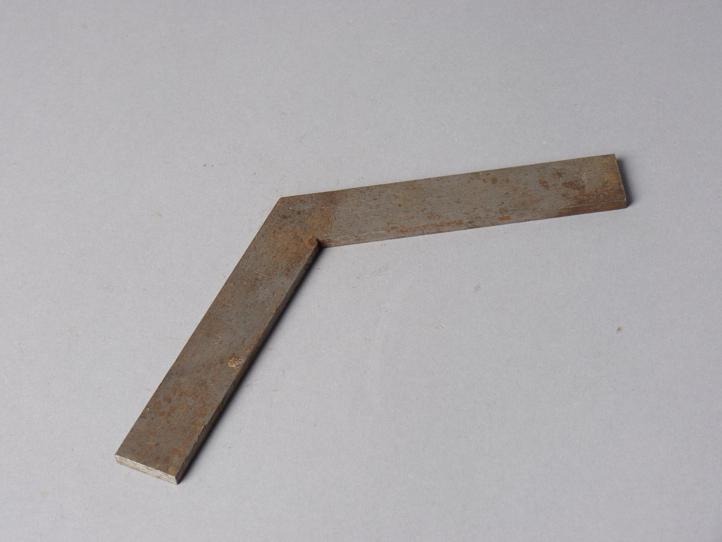 Hoekmaat gebruikt voor lederbewerking