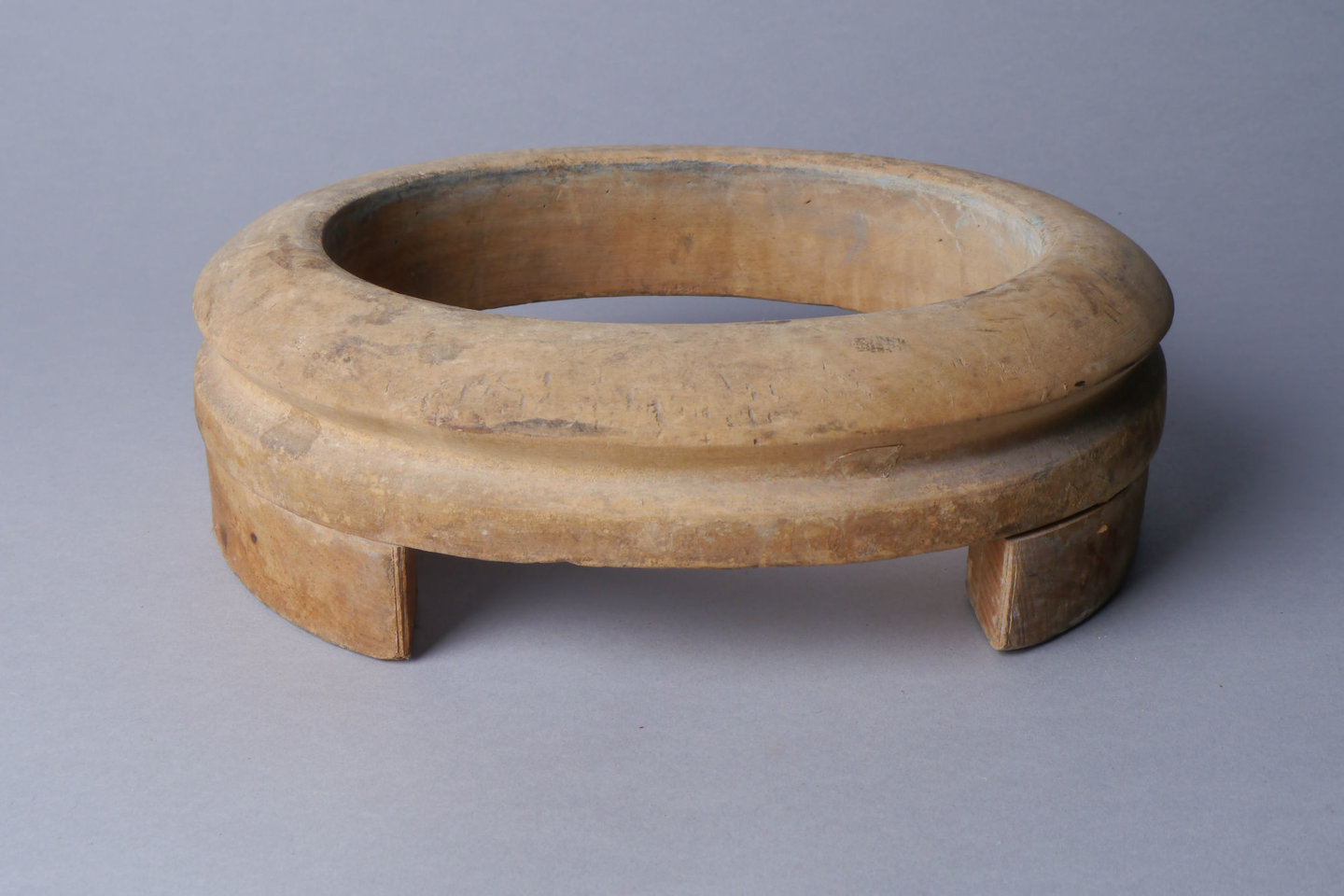 Houten mal of vorm voor hoedenrand