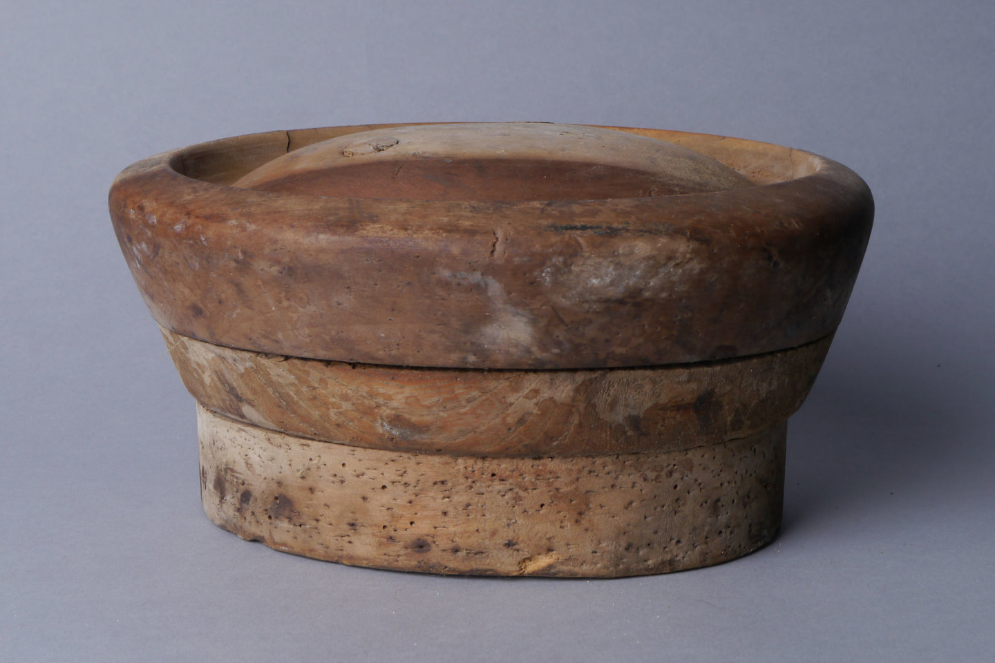 Houten mal of vorm voor hoeden