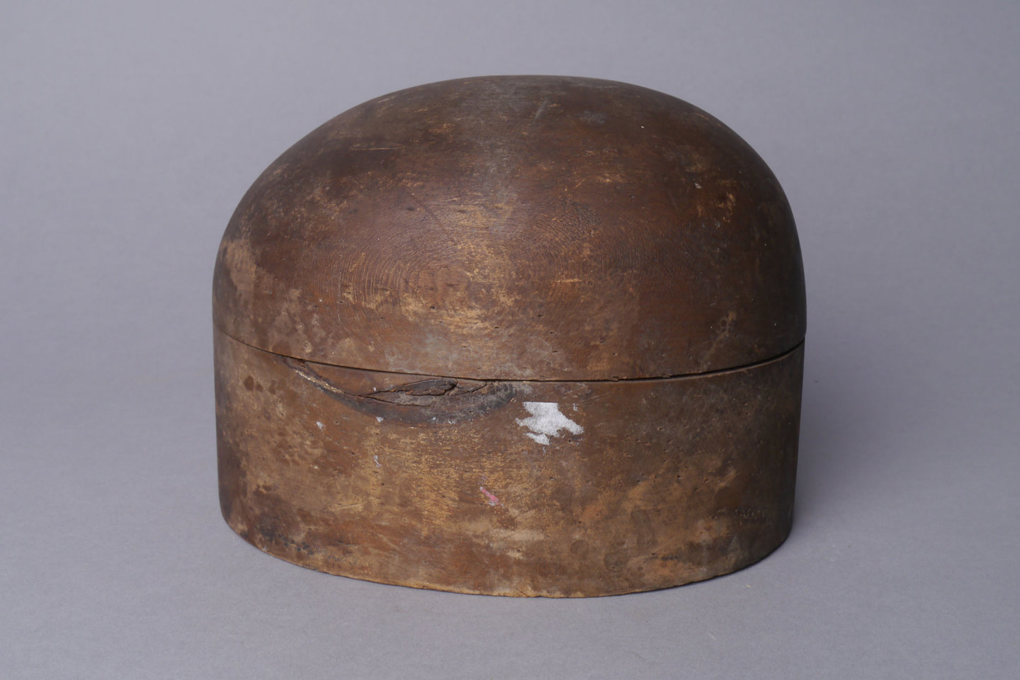 Houten mal of vorm voor hoeden