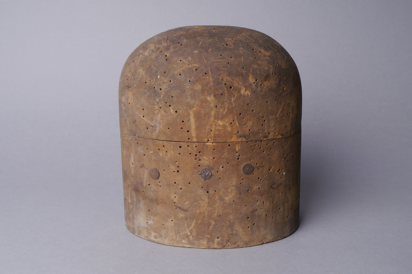 Houten mal of vorm voor hoeden