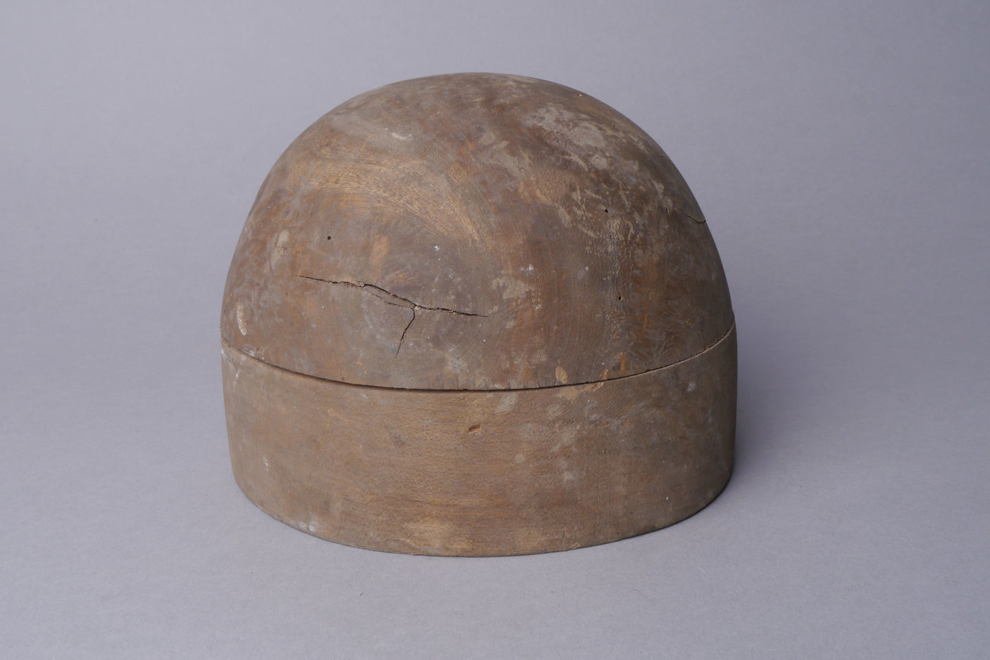 Houten mal of vorm voor hoeden