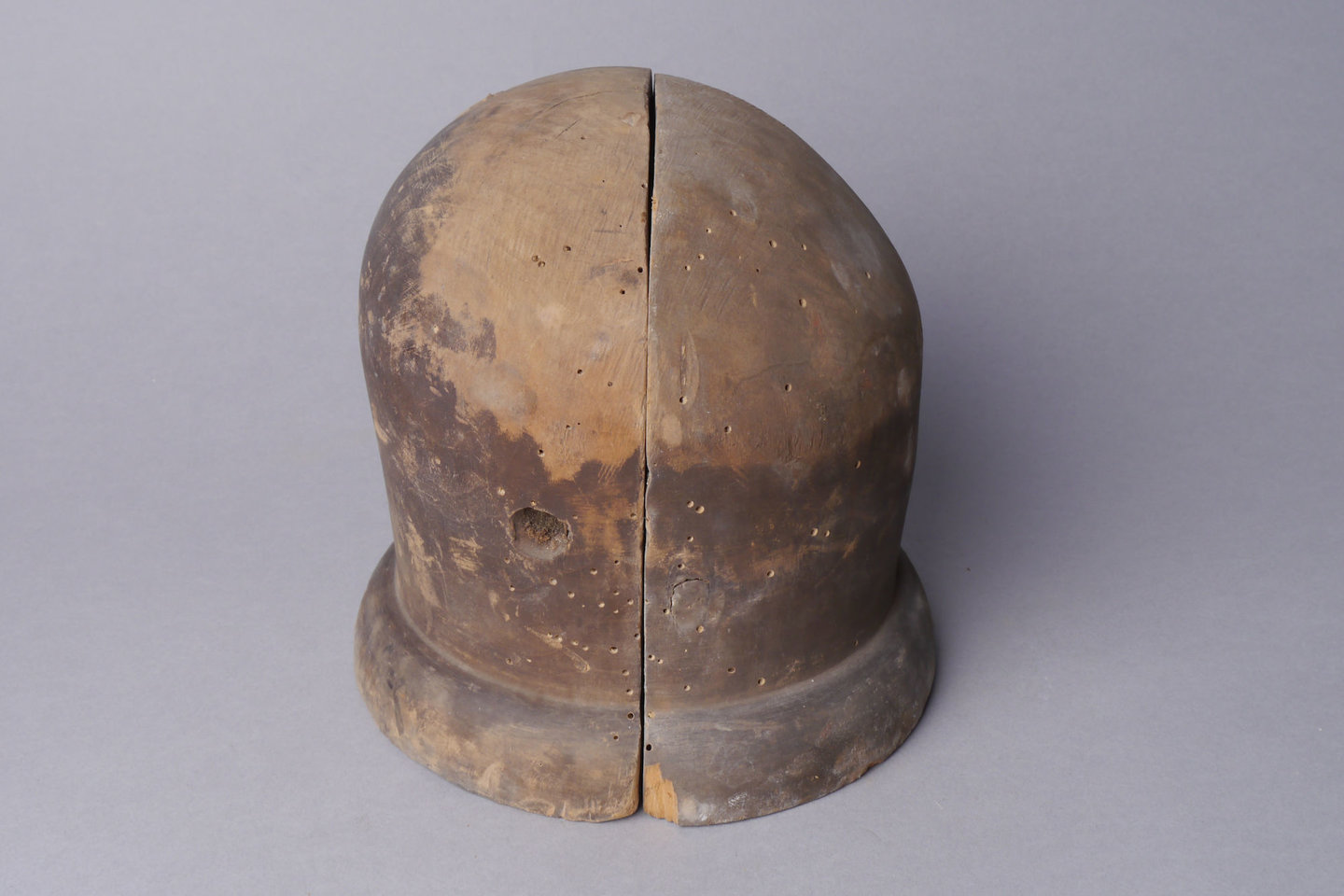 Houten mal of vorm voor hoeden