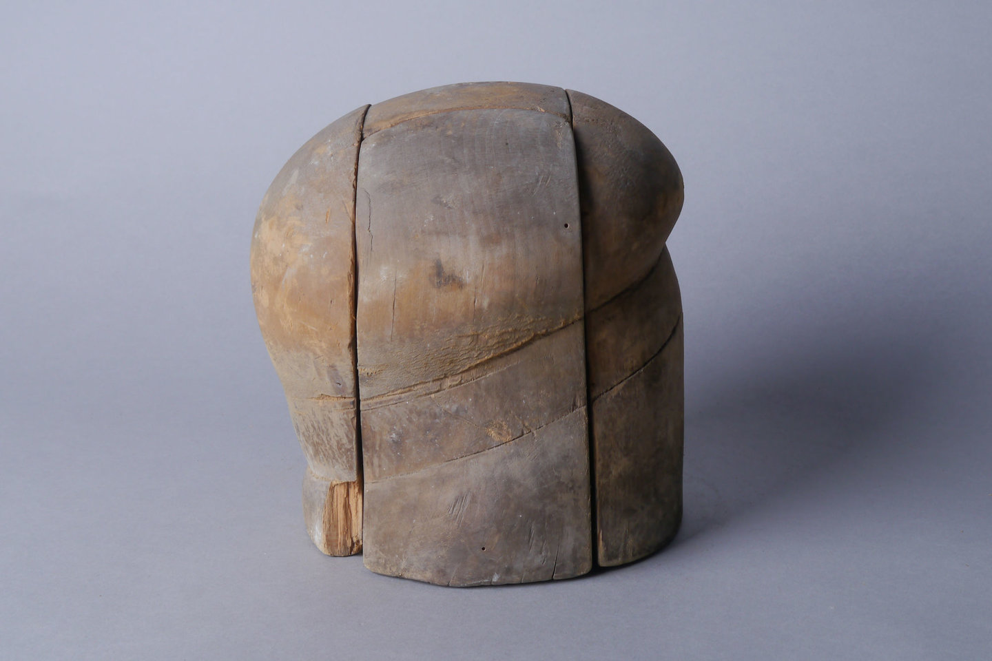 Houten mal of vorm voor hoeden