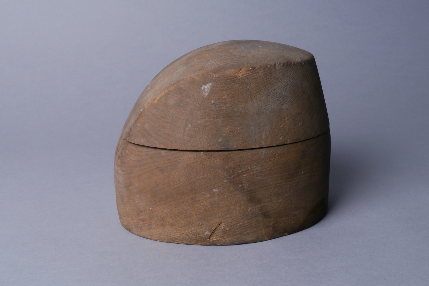 Houten mal of vorm voor hoeden