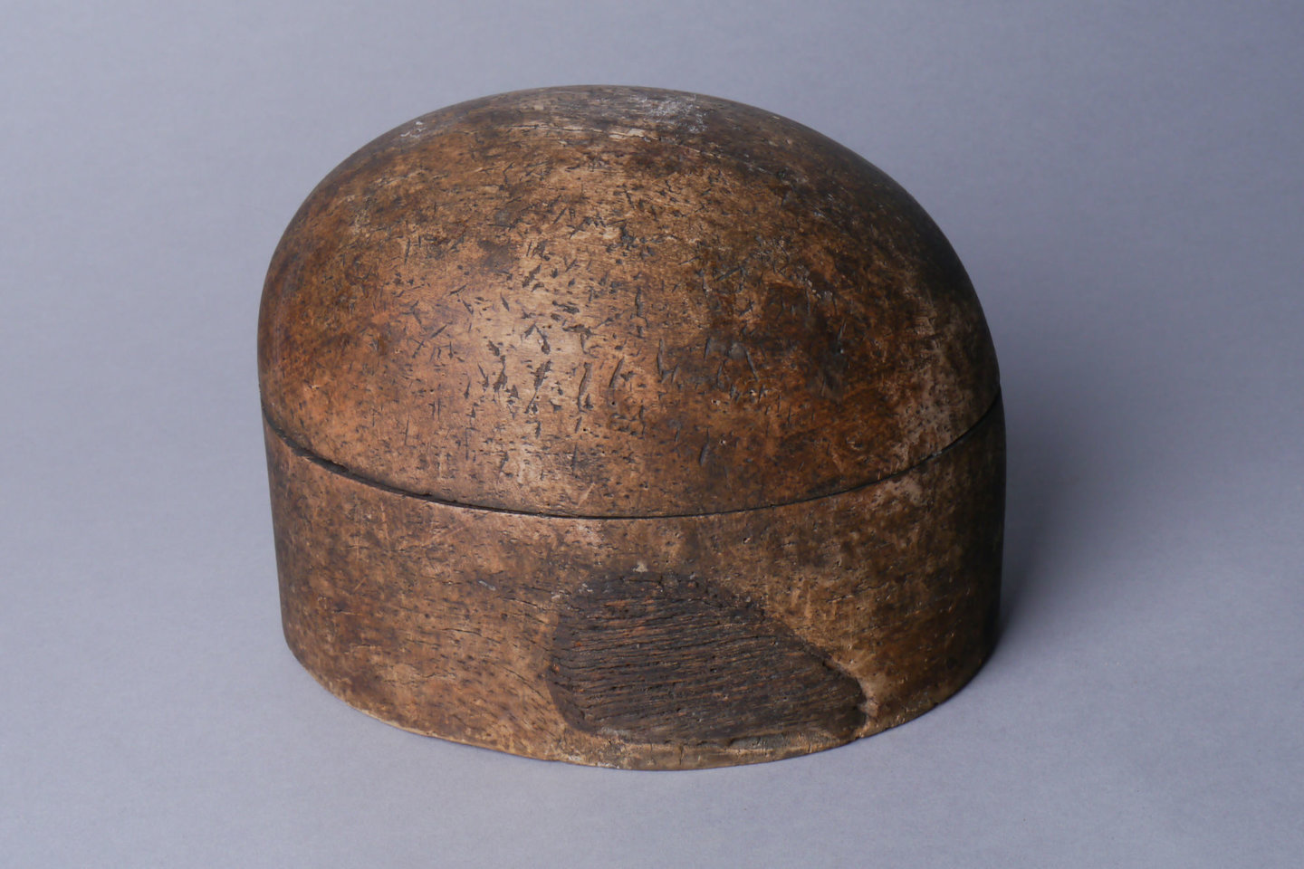 Houten mal of vorm voor hoeden