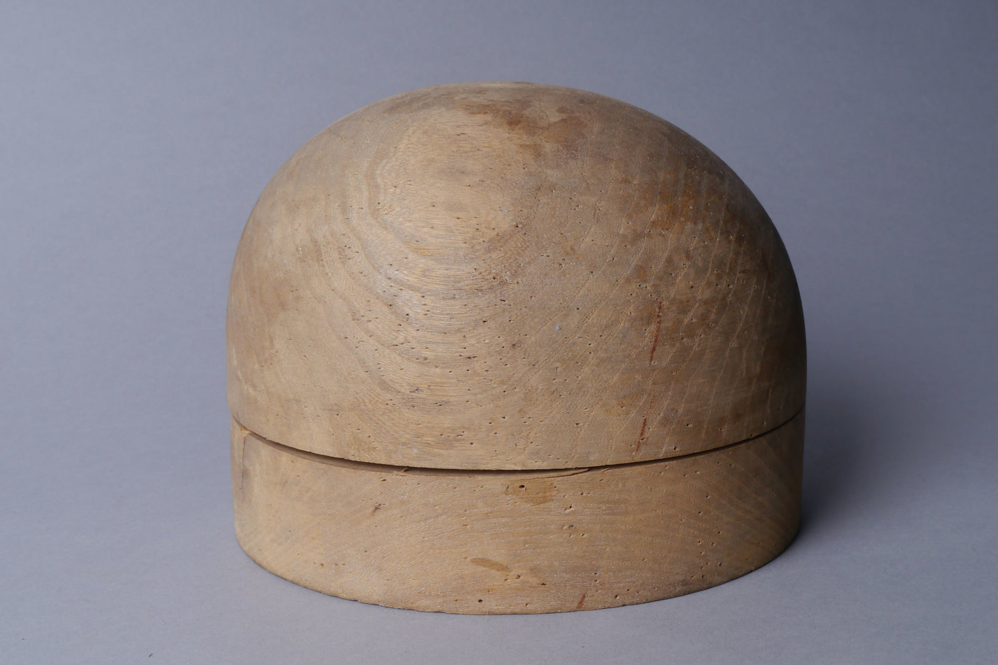 Houten mal of vorm voor hoeden