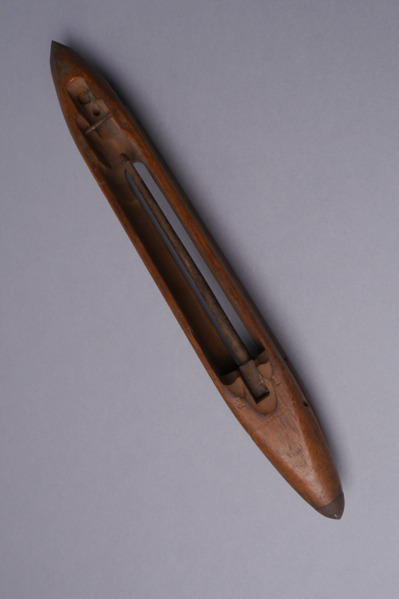 Schietspoel voor een halfautomatisch weefgetouw van het merk England & Co