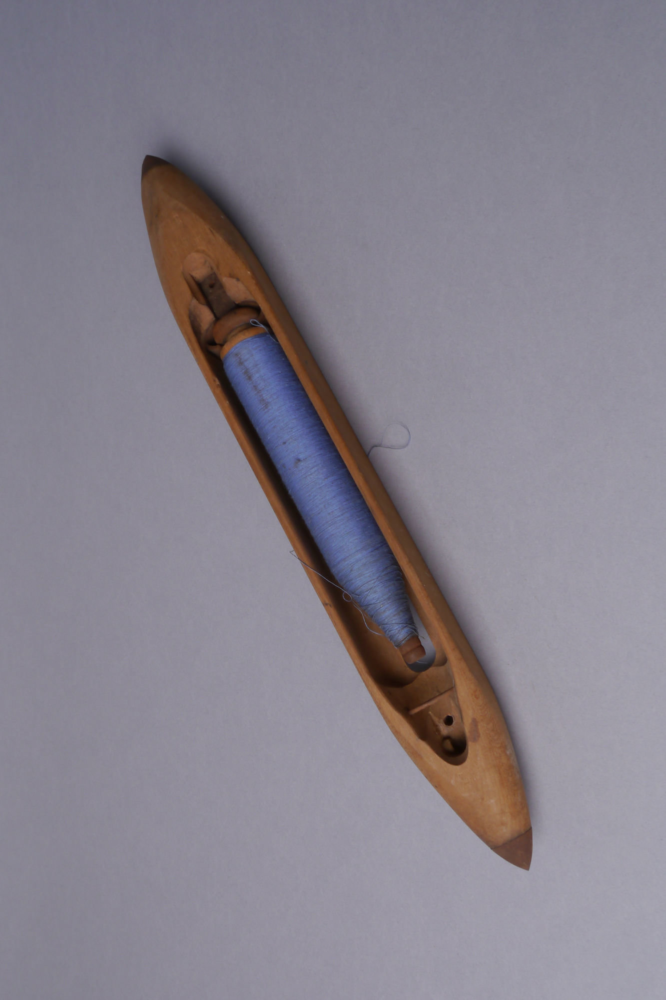 Schietspoel voor een halfautomatisch weefgetouw van het merk Stragier