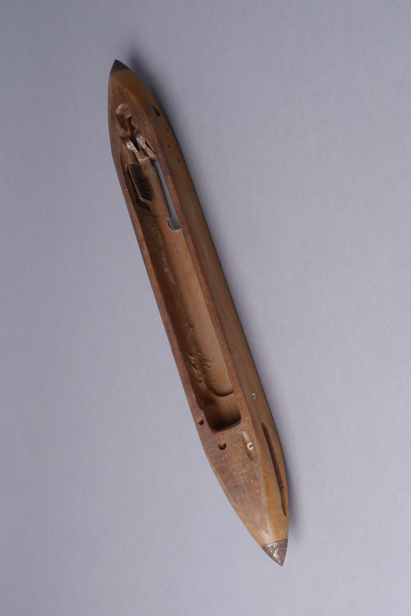 Schietspoel voor een halfautomatisch weefgetouw van het merk Vermeulen