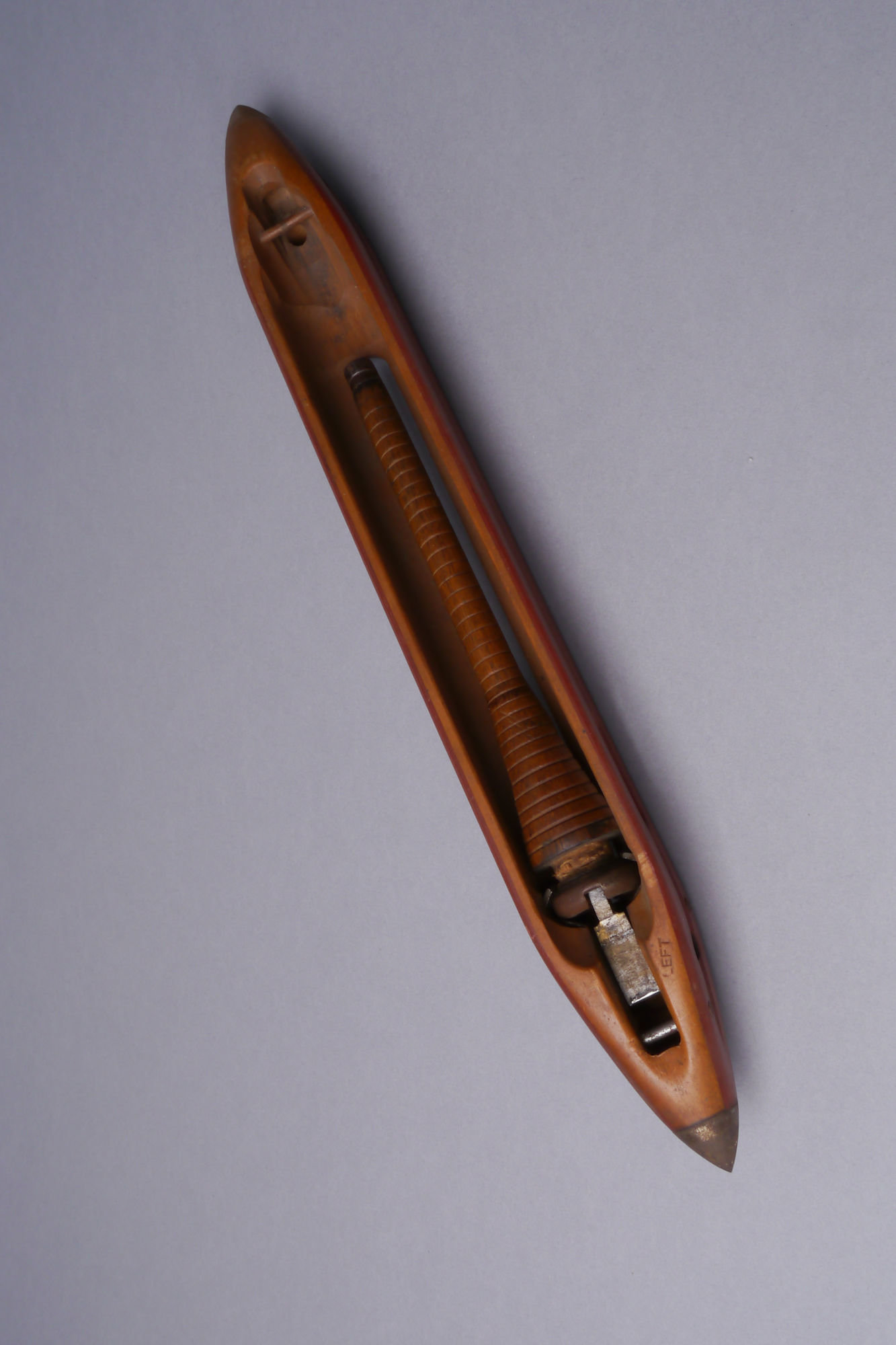 Schietspoel voor een halfautomatisch weefgetouw van het merk Vermeulen