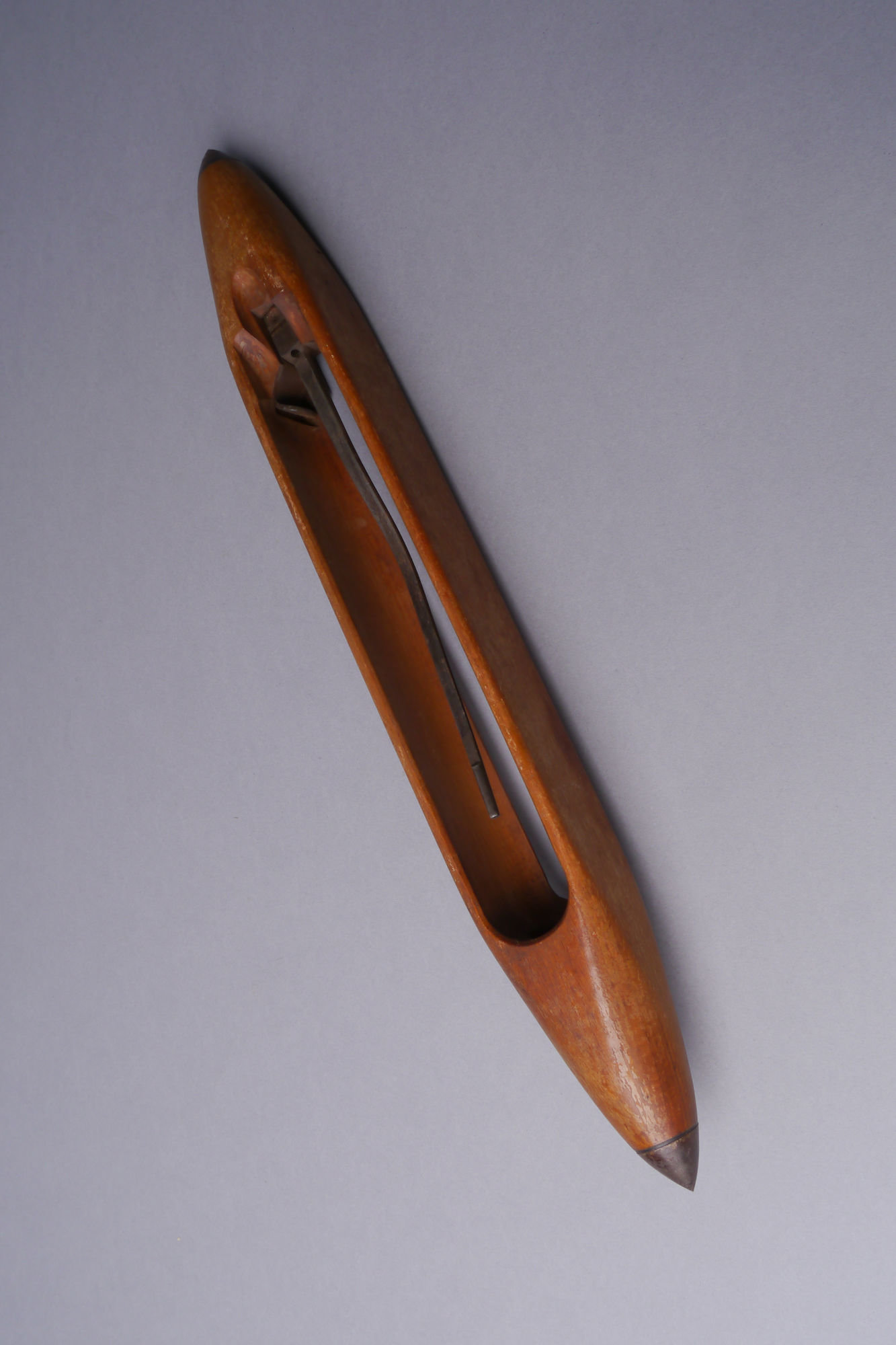 Schietspoel voor een halfautomatisch weefgetouw van het merk Verbeke