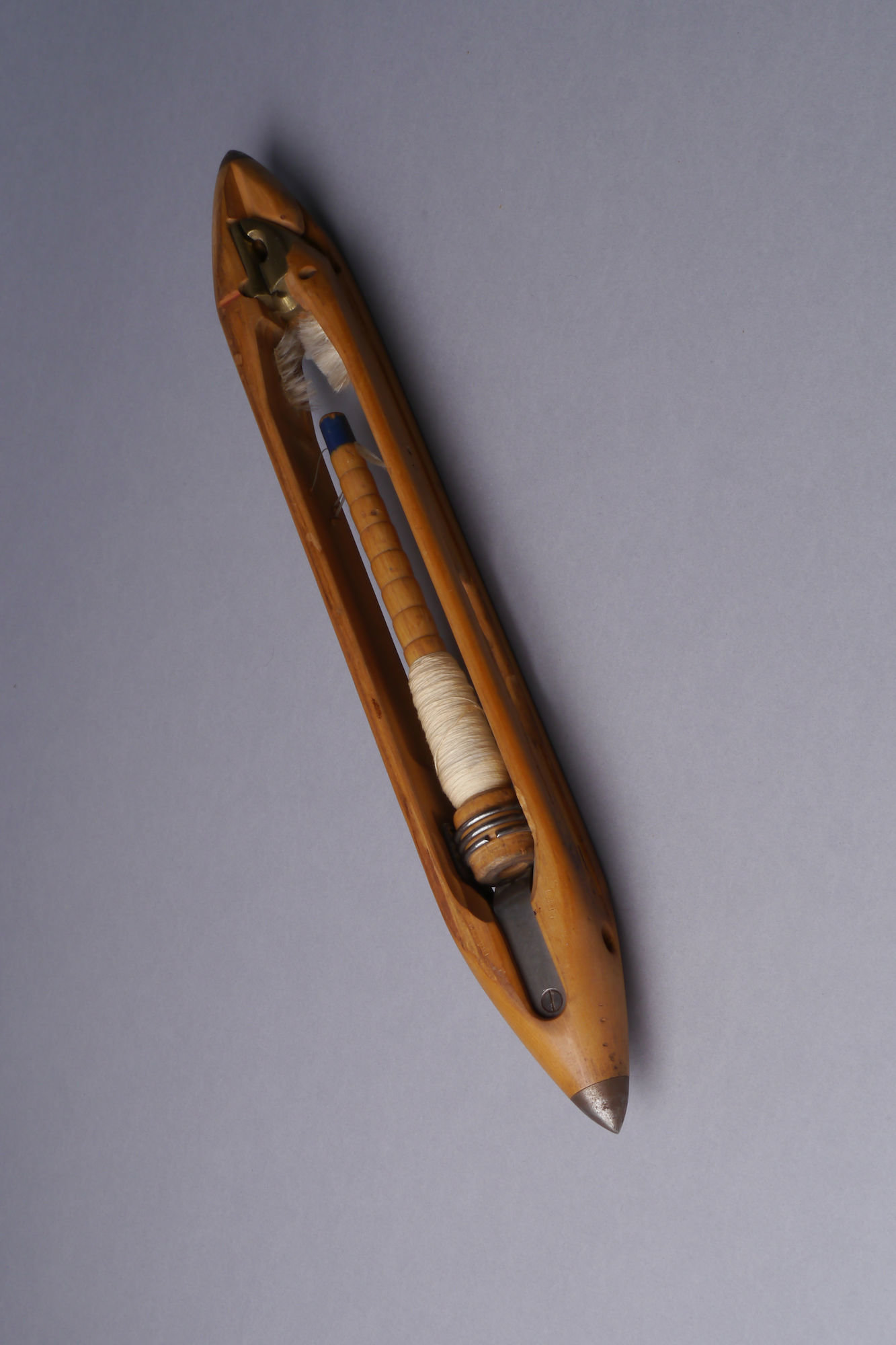 Schietspoel voor een volautomatisch weefgetouw van het merk Diameul