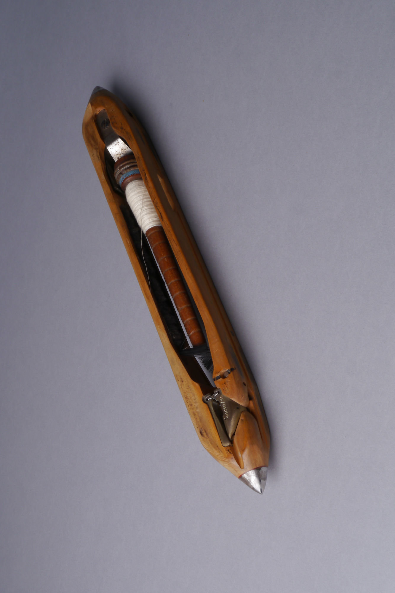 Schietspoel voor een volautomatisch weefgetouw