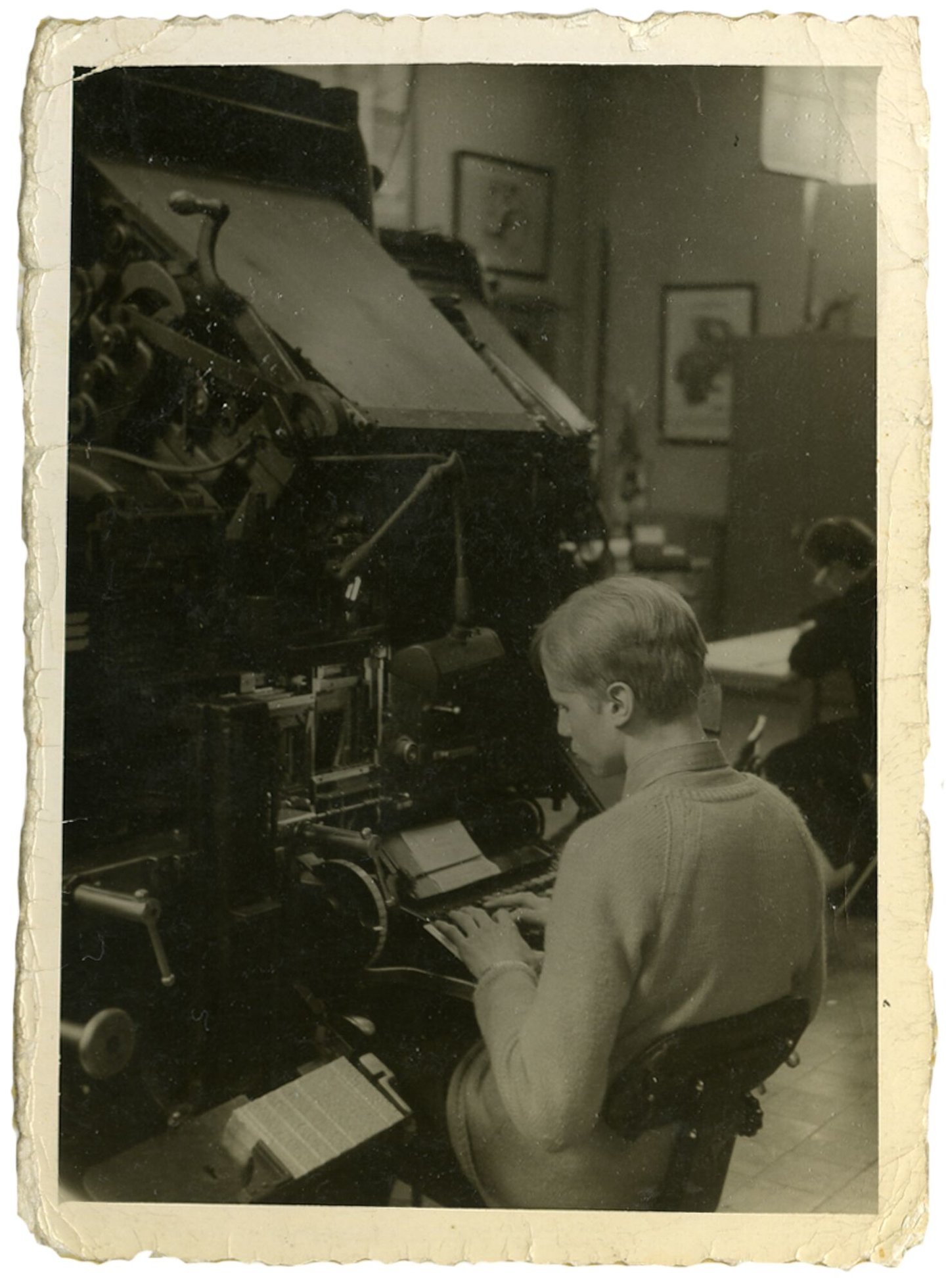 Daniël De Ridder aan de Linotype
