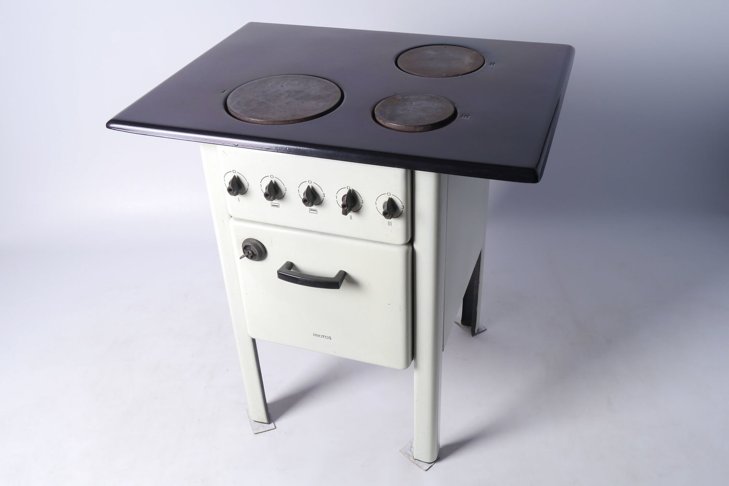 Elektrisch fornuis van het merk Protos