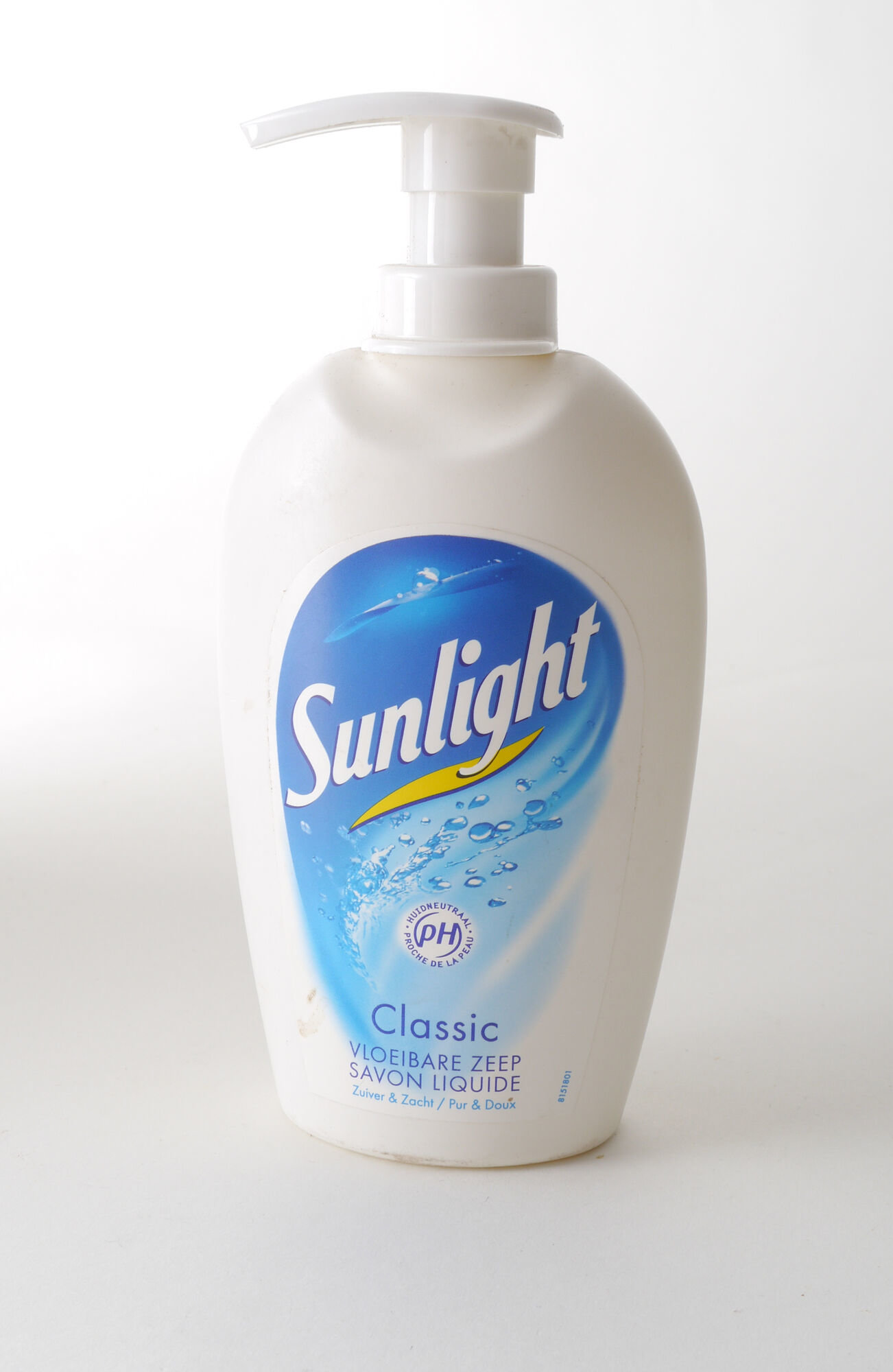 Handzeep van het merk Sunlight in fles met pomp