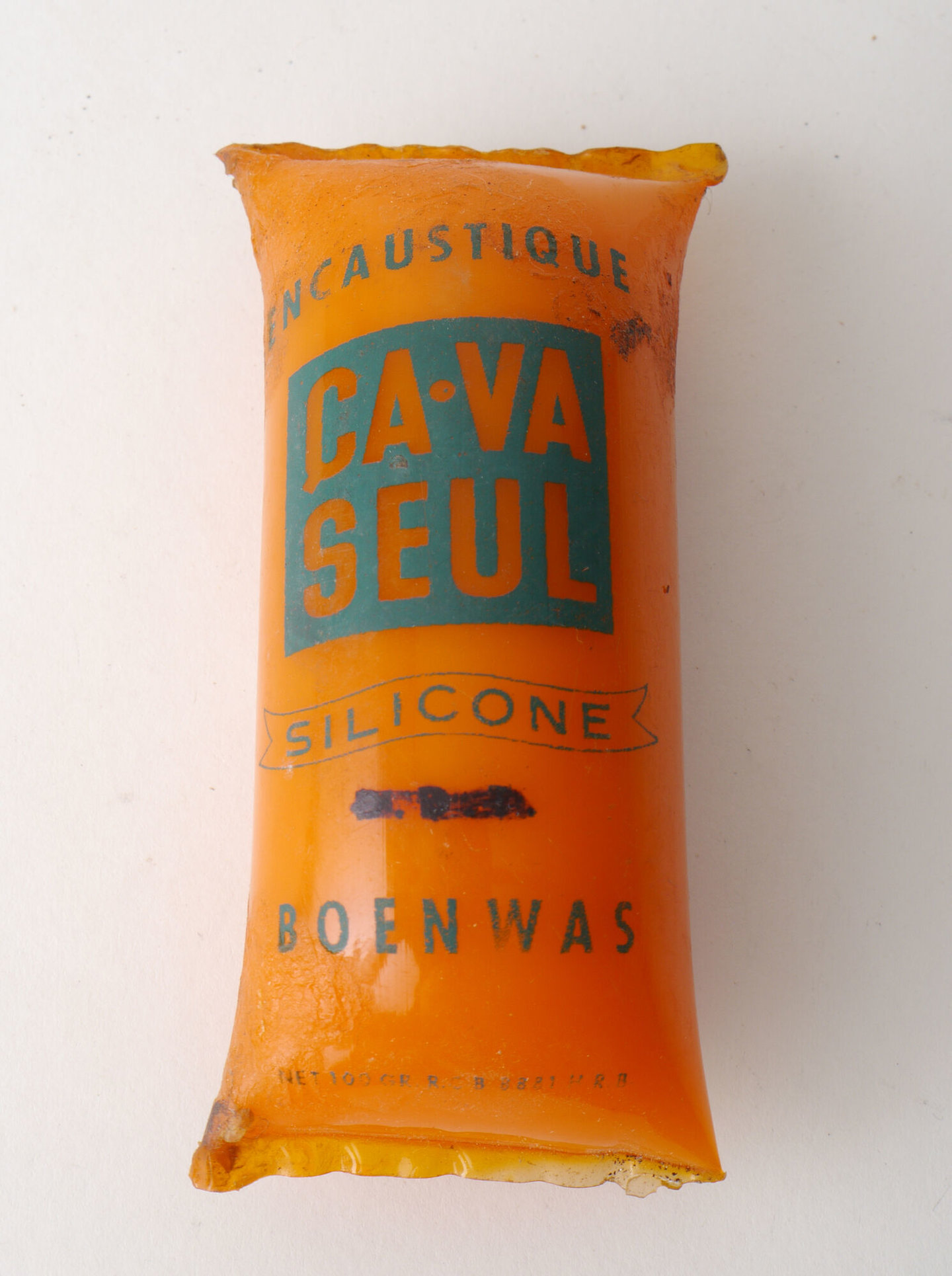 Verpakking met boenwas van het merk Ça-va-seul