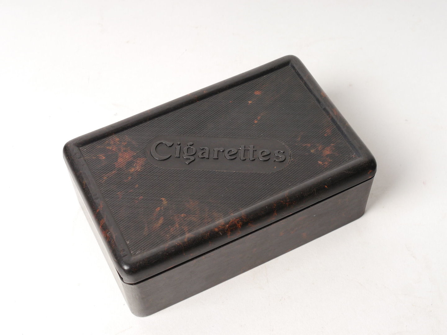 Rechthoekige doos van het merk Vynckier voor sigaretten met afneembaar deksel