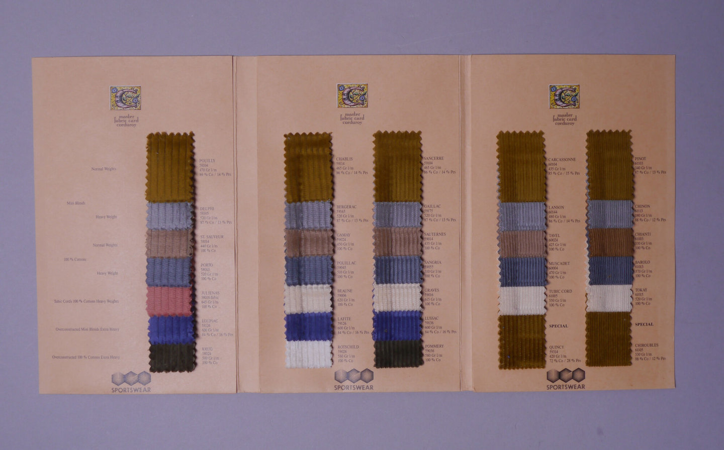 Staalboek met textielstalen van UCO